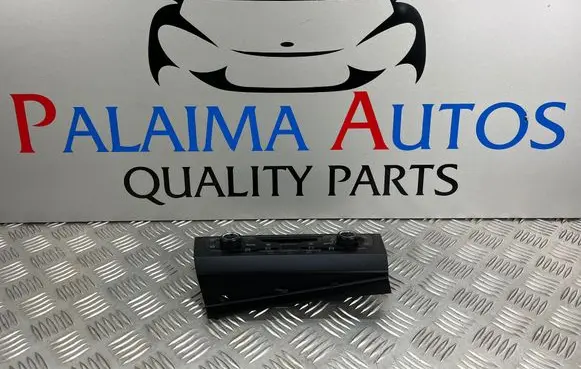 Audi A4 S4 B8 8K Climate control unit 8T2820043S