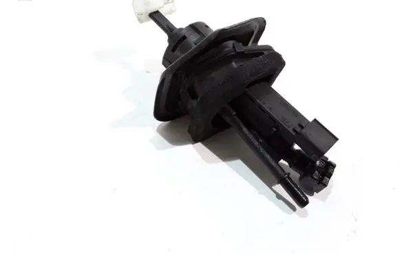 Ford Focus Clutch master cylinder BV617A542BA