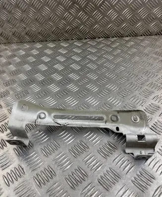 Audi Q7 4M Fender mounting bracket 4M0821431
