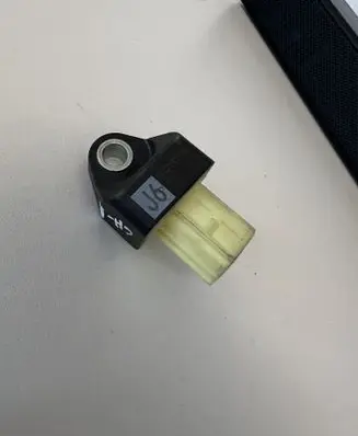 Toyota C-HR I Airbag deployment crash/impact sensor 89831F4010