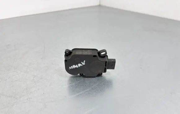 Porsche Macan (95B) Radiator active air flap actuator 95B965501AA