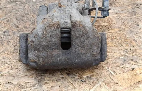 Audi A4 S4 B6 8E 8H Front brake caliper