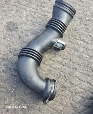 Peugeot 207 Air intake hose/pipe 9656953680