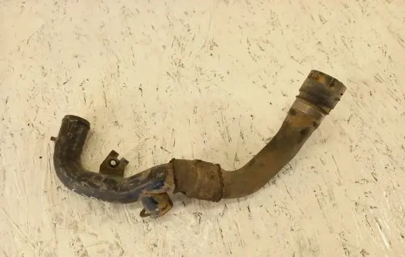 Audi A6 S6 C5 4B Engine coolant pipe/hose 4B3121019B