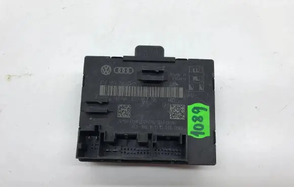 Audi A5 Sportback 8TA Door control unit/module 8T0959795Q 8T0959795