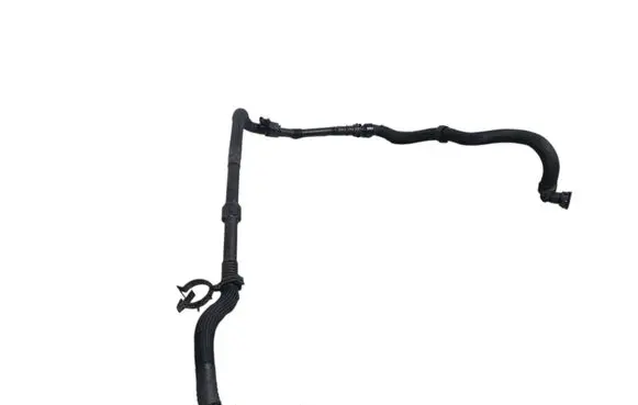 Peugeot 508 RXH Hybrid/electric vehicle battery cooling hoses/tubes 