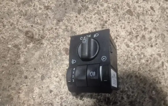 Opel Zafira A Light switch