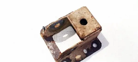 Opel Movano A Bracket in trunk/boot 