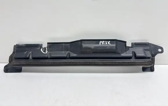 Nissan Juke I F15 Radiator trim 62820BA60A