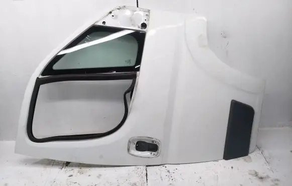 Door (2 Door Coupe)