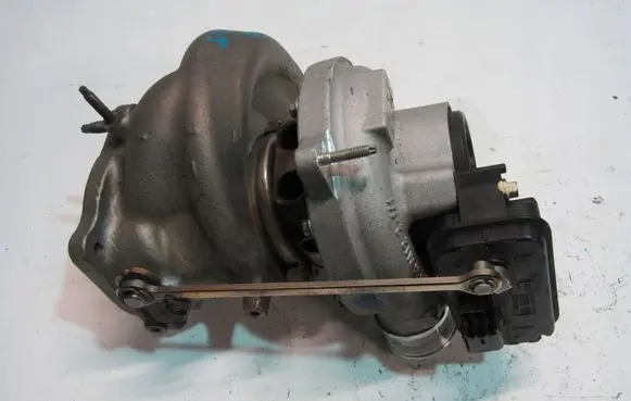 Alfa Romeo Stelvio Turbo 00500525430