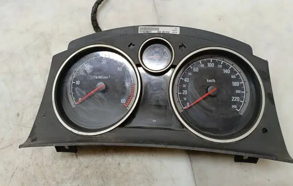 Opel Astra H Speedometer (instrument cluster) 13142790TF SW03314