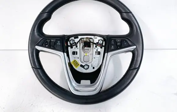 Buick Encore I Steering wheel