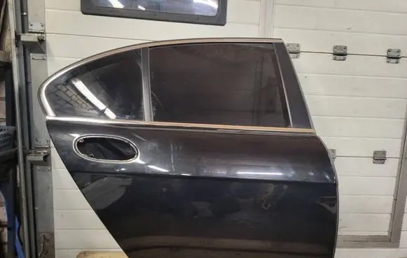 BMW 7 E65 E66 Rear door 41517202084