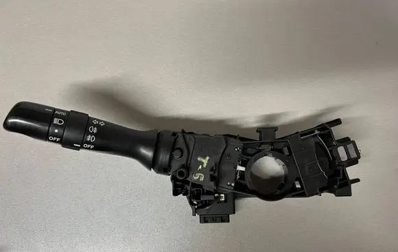 Toyota RAV 4 (XA30) Indicator stalk 17F100 D07520