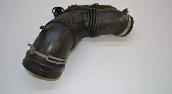 Volkswagen PASSAT CC Other engine bay part 3C0129654