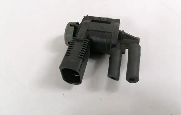 Skoda Octavia Mk2 (1Z) Turbo solenoid valve 1K0906283A