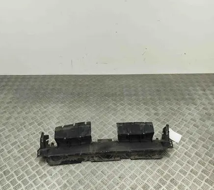 Audi Q7 4M Intercooler air guide/duct channel 4M0121285F