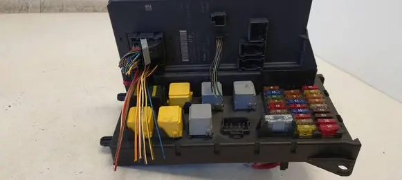 Mercedes-Benz Sprinter W906 SAM control unit A9065454301 A9069006701 A9069013100