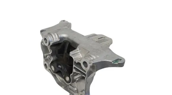Opel Mokka B Gearbox mounting bracket 9824312980