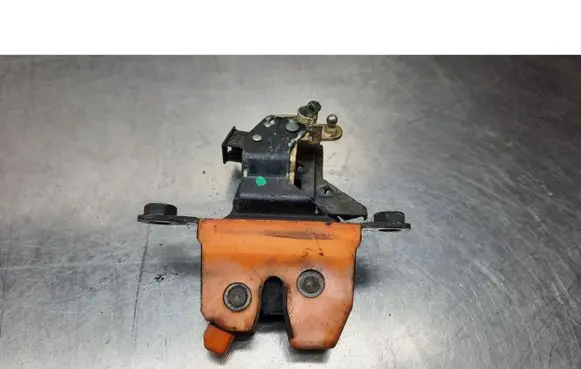 Skoda Octavia Mk1 (1U) Tailgate/trunk/boot lock/catch/latch 1U6827501A