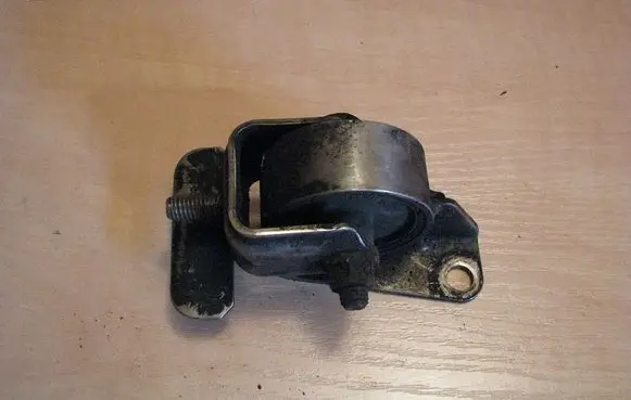 BMW 7 E65 E66 Gearbox mount