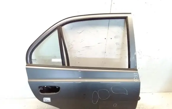 Hyundai Accent Rear door