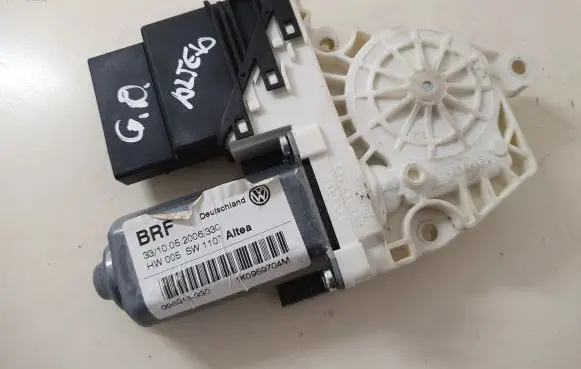 Seat Altea Rear door window regulator motor 1K0959704M