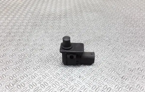 BMW 3 E46 Bonnet alarm switch sensor 8352229
