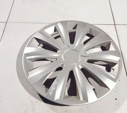 Ford Focus C-MAX R15 wheel hub/cap/trim 