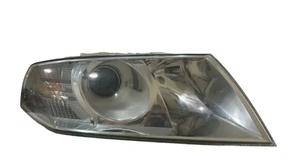 Skoda Octavia Mk2 (1Z) Headlight/headlamp