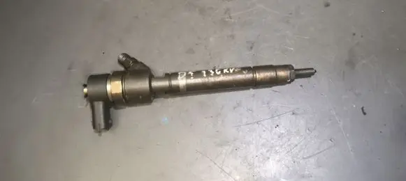 Volvo XC90 Fuel injector 30750283 0445110 0445110251