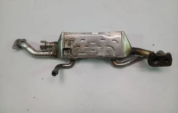 Mercedes-Benz S W221 EGR valve cooler A6421401875