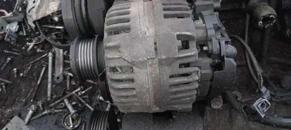 Audi A3 S3 8L Generator/alternator 038903023L 0124325001