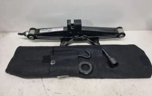 KIA Sportage Lift Jack 091303U200 091102Y000