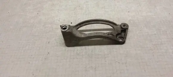 Volkswagen Transporter - Caravelle T5 A/C compressor mount bracket 070260885A