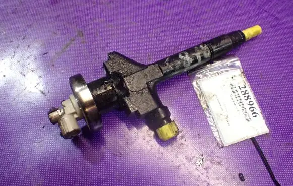 Mazda 6 Fuel injector
