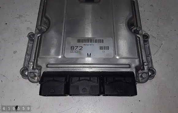 Mitsubishi Space Star Engine control unit/module 0281010438