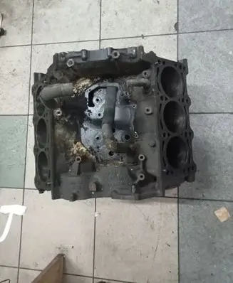 Audi A6 S6 C6 4F Engine block BMK