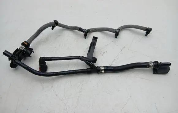 Mercedes-Benz C W205 Fuel return line/hose X215147