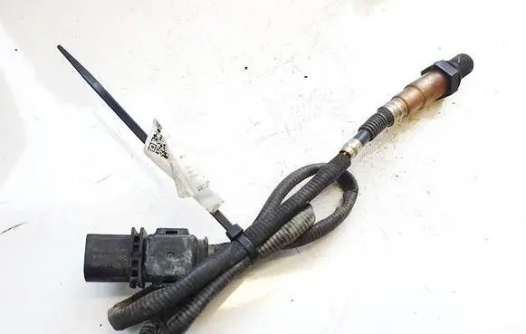 Mercedes-Benz C W203 Lambda probe sensor 0035427118