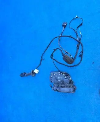 BMW X4 G02 Rear door lock 7473147