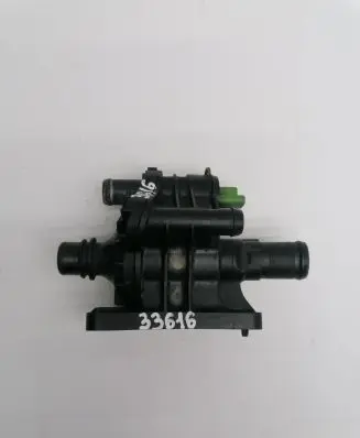 Thermostat/thermostat housing