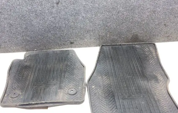 Ford Kuga II Front floor mat 