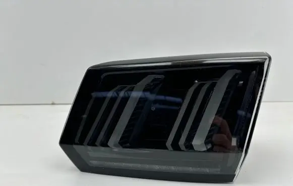 Peugeot 3008 II Rear/tail lights 9836231380