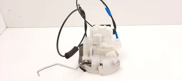 Subaru Legacy Front door lock
