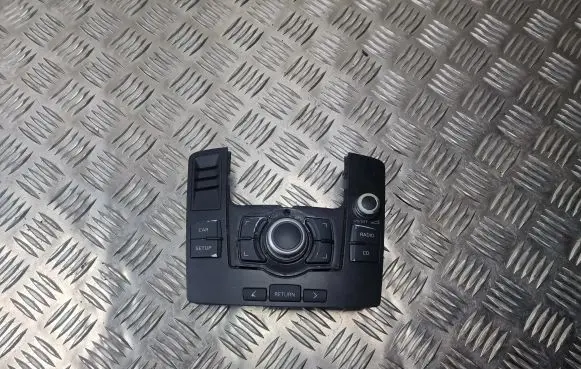 Volkswagen PASSAT B8 Head unit multimedia control 4L0919609N