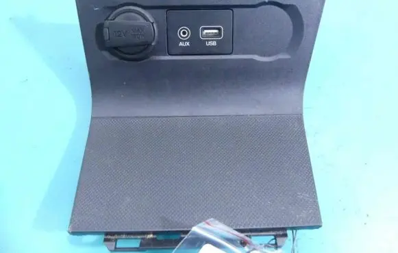 USB socket connector