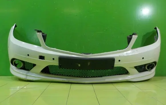 Mercedes-Benz C W204 Front bumper PRZOD XP87