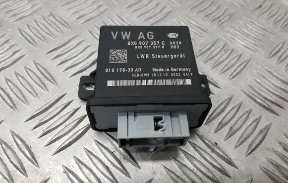 Audi Q5 SQ5 Light module LCM 8X0907357C